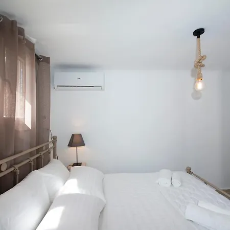 Apartment Superior Beachfront 1 With View To The Aegean Sea